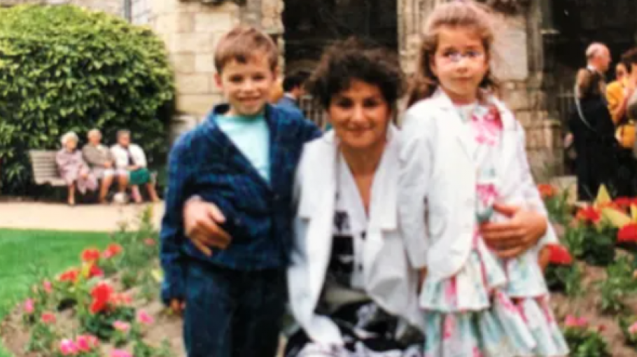 Patricia Oddo et ses enfants Sylvain et Lucie