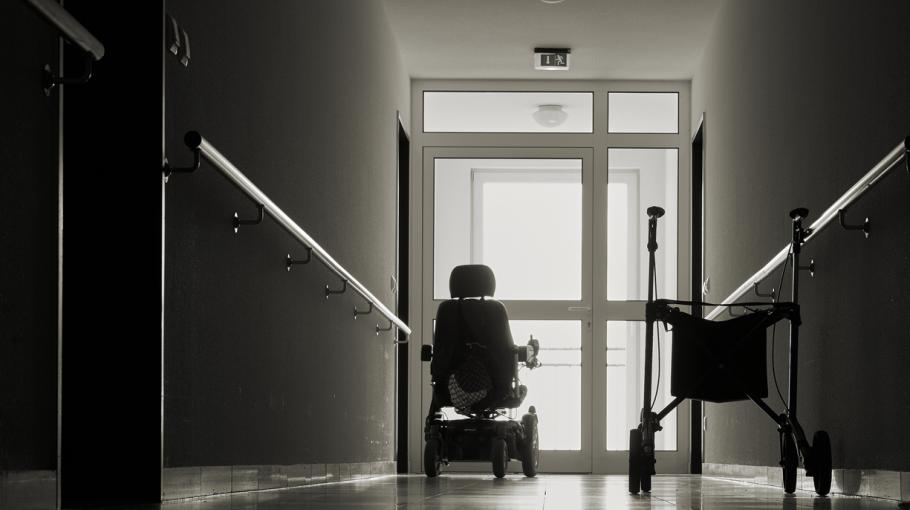 Un couloir d'Ehpad