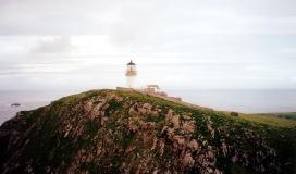 Marc Calhoun / The lighthouse on Eilean Mor of the Flannan Isles / CC BY-SA 2.0